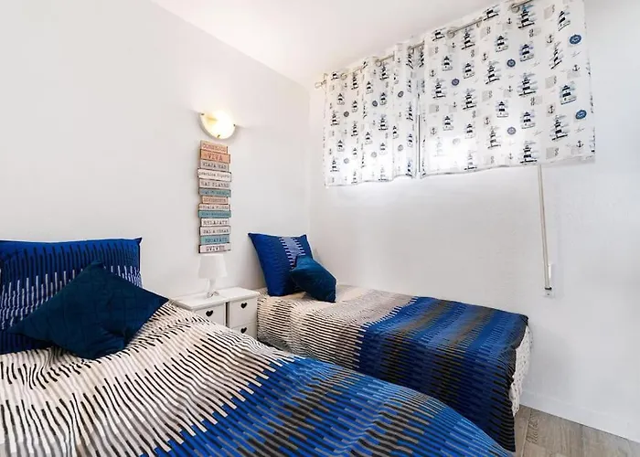 Apartment 50 Shades Of Blue *