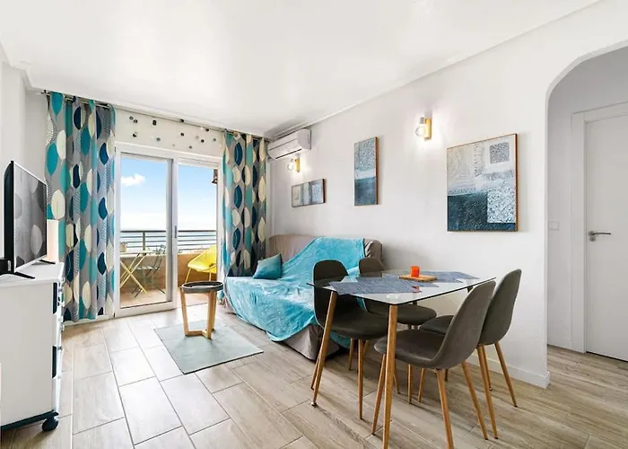 50 Shades Of Blue Apartment